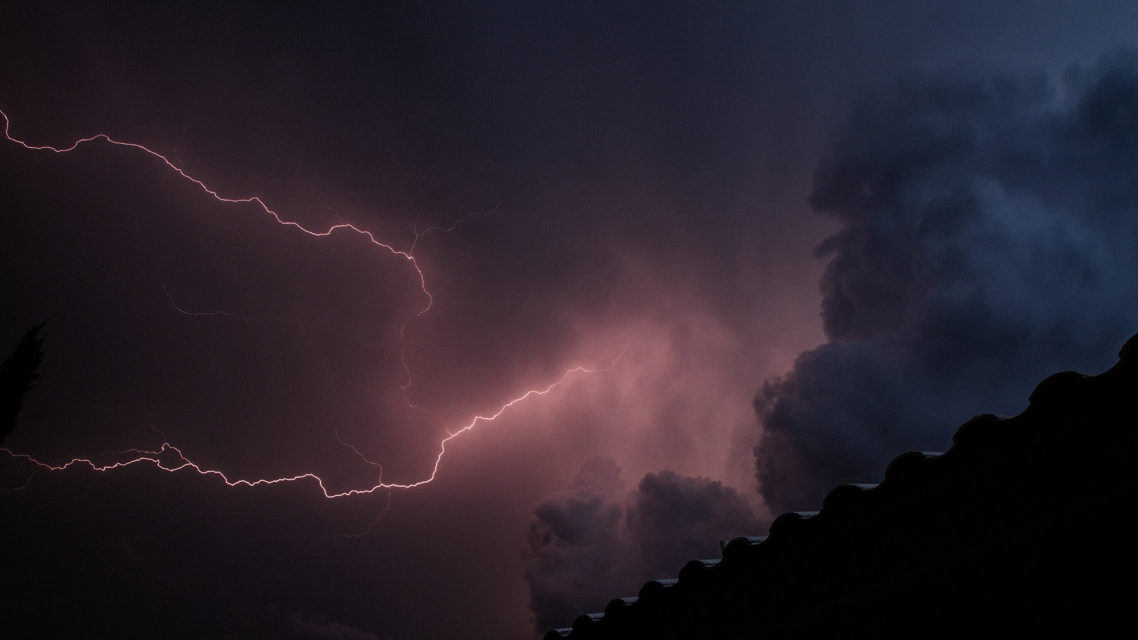 storm clouds and lightning bolt